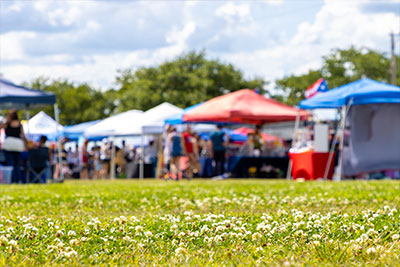 far away photo of a farmers market