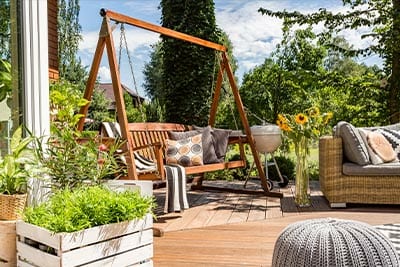 Creating Outdoor Living Spaces